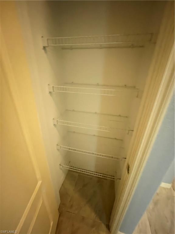 CORAL LAKES - Residential Lease