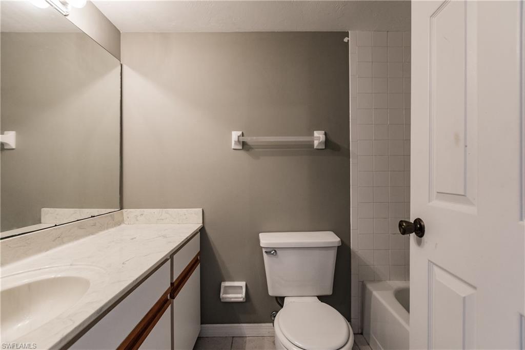 LAKE POINTE - Residential