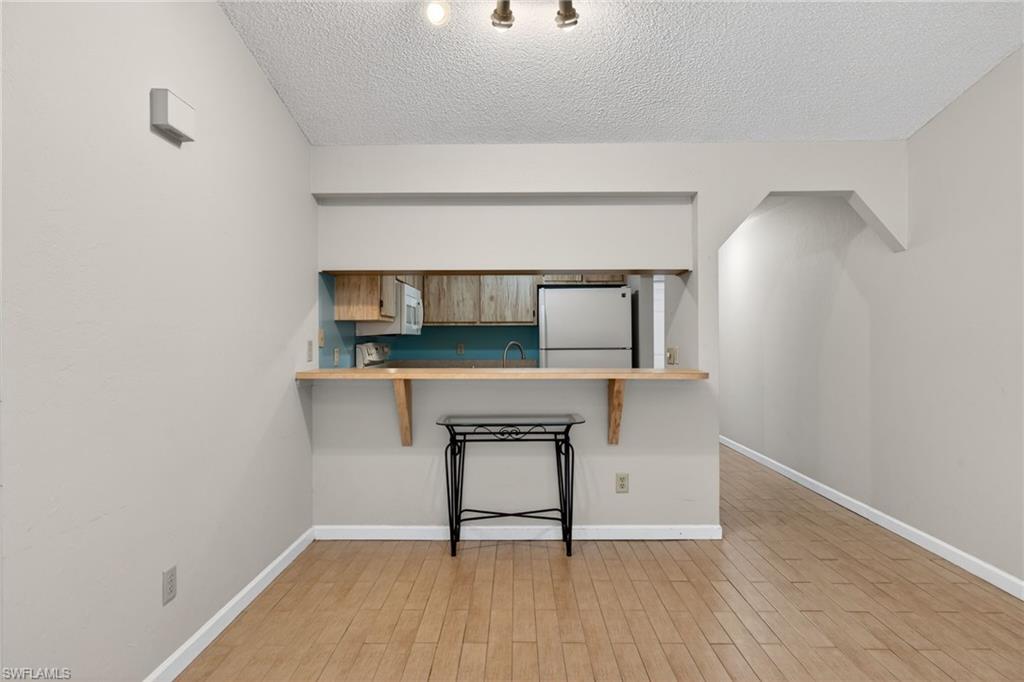 WATERS EDGE OF CAPE CORAL CONDOMINIUM - Residential