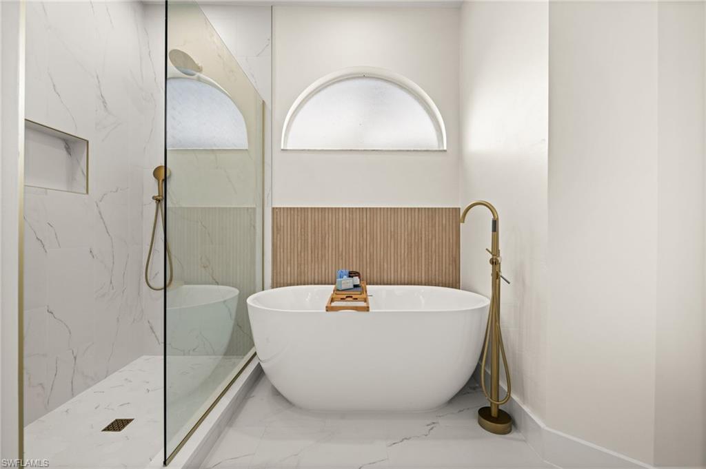 CEDAR CREEK - Residential