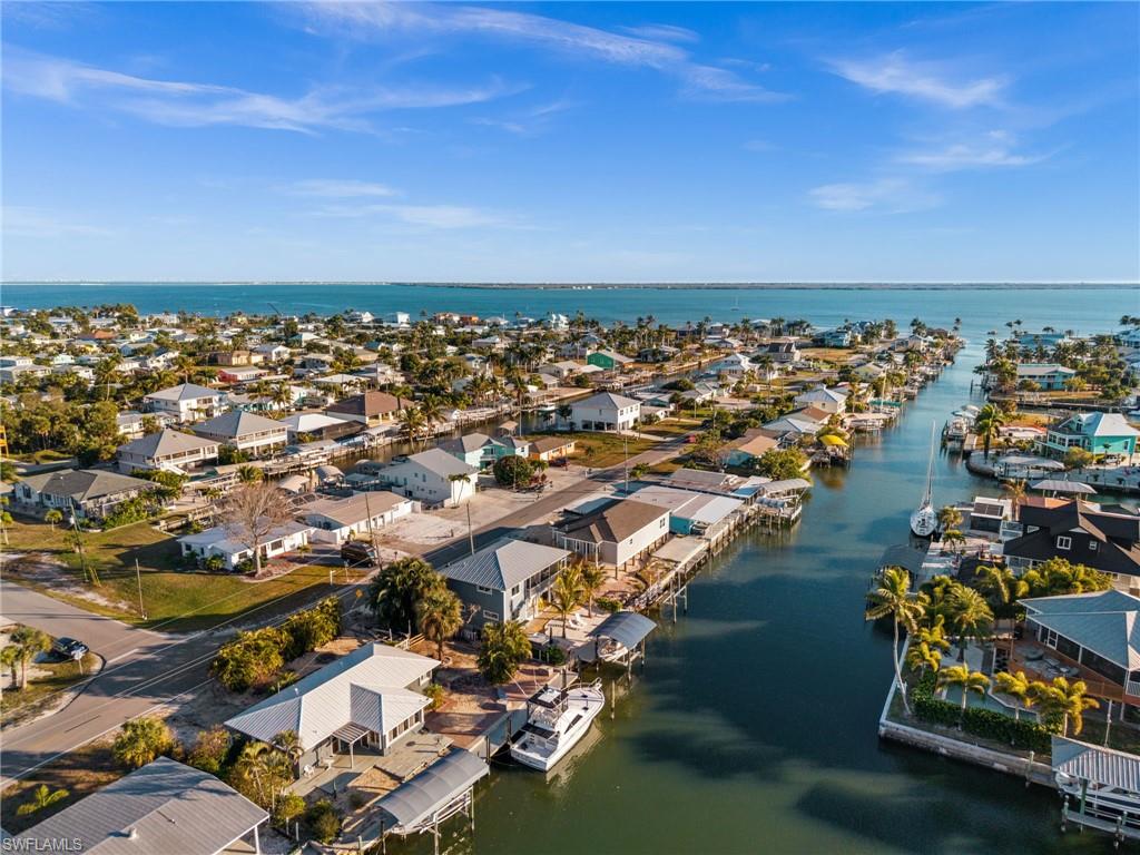 PINE ISLAND SHORES UNIT 1 - Residential