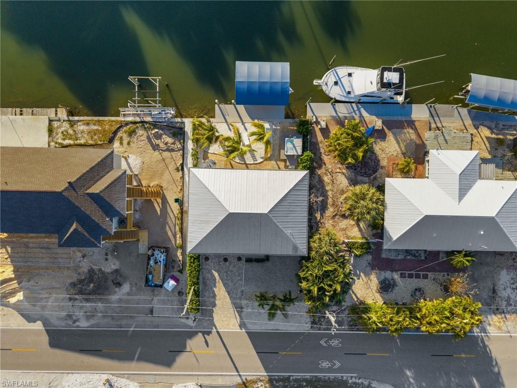 PINE ISLAND SHORES UNIT 1 - Residential