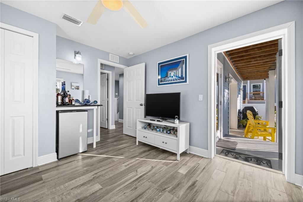 PINE ISLAND SHORES UNIT 1 - Residential