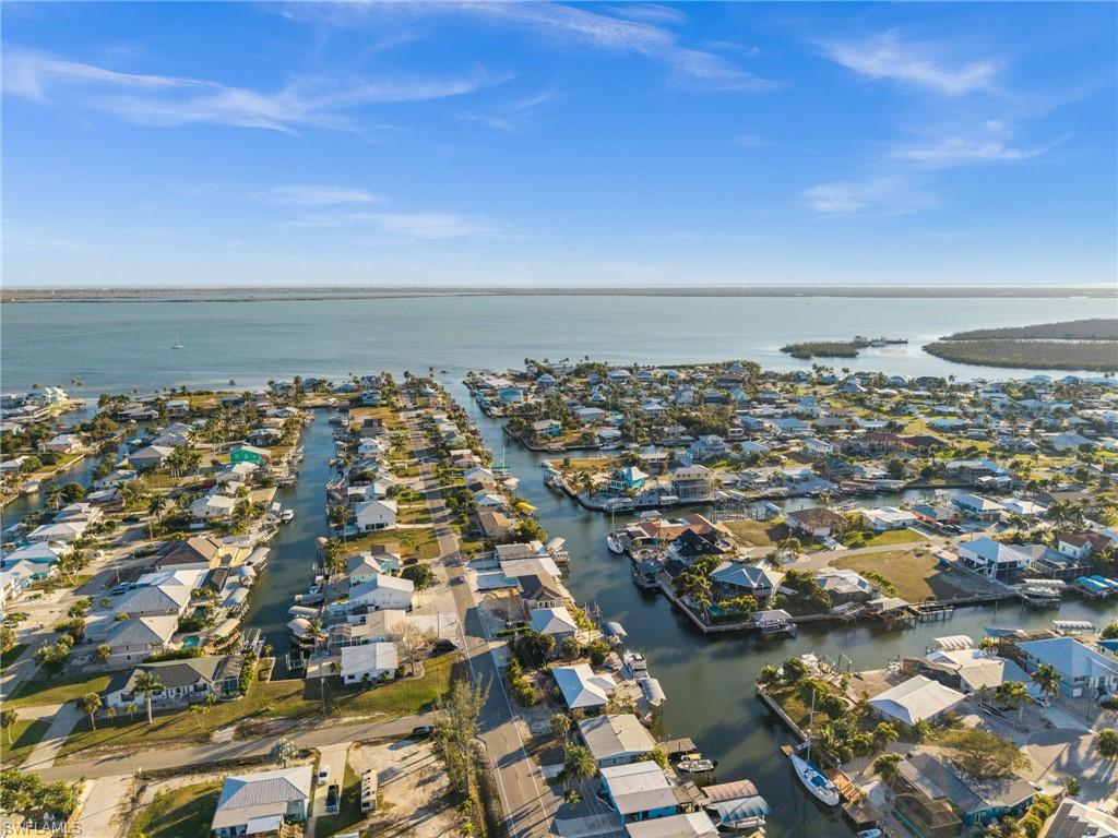 PINE ISLAND SHORES UNIT 1 - Residential