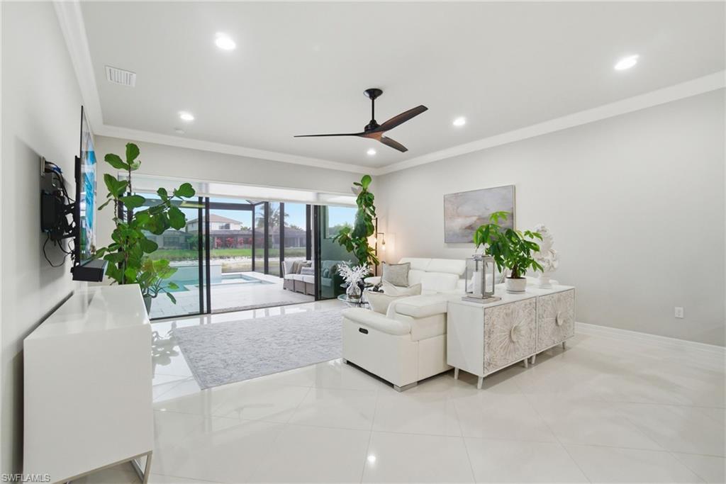 STONECREEK - Residential