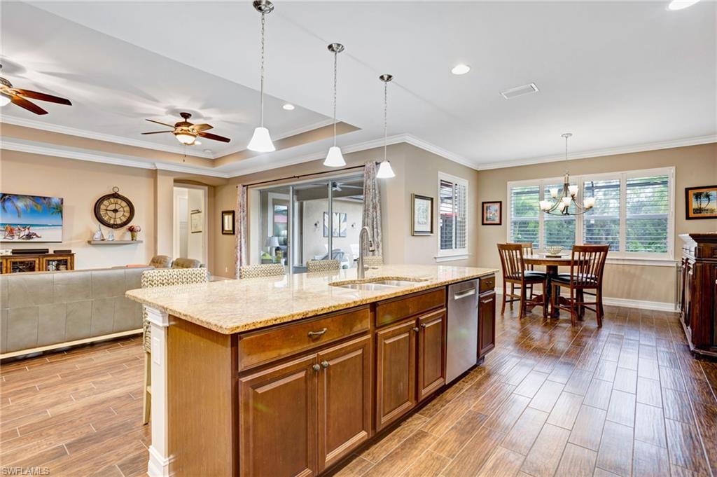 MOODY RIVER ESTATES - Residential Lease