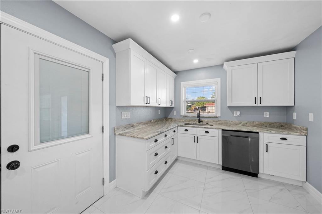 RIVERBEND - Residential