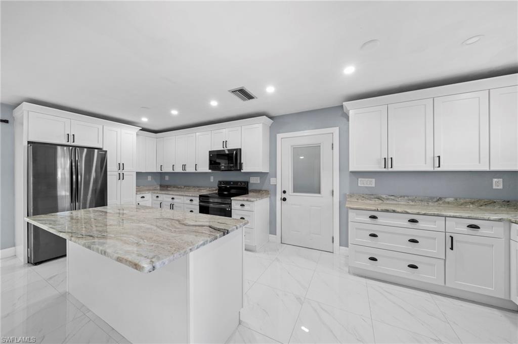 RIVERBEND - Residential