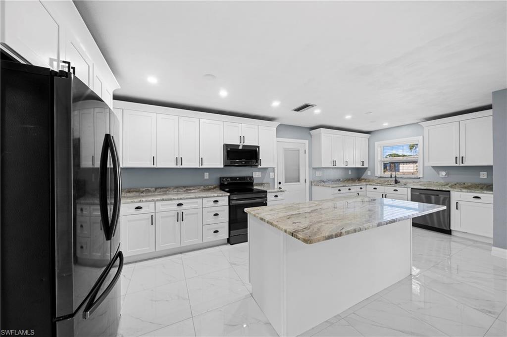 RIVERBEND - Residential