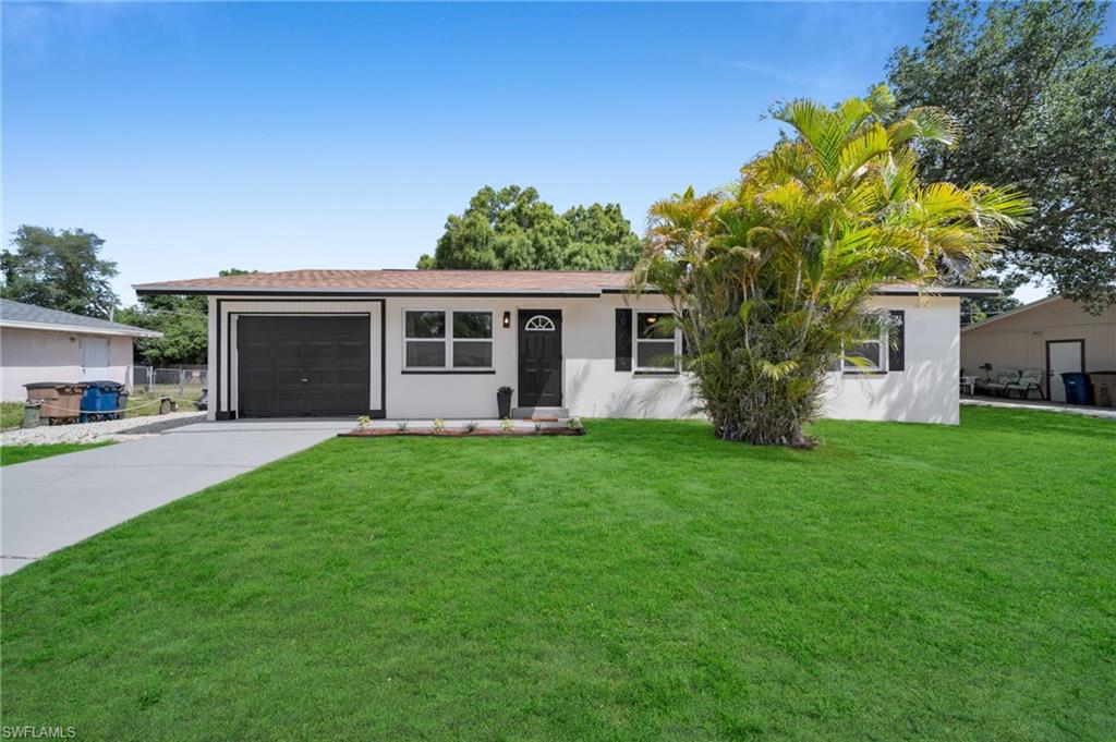 FORT MYERS SHORES - Residential