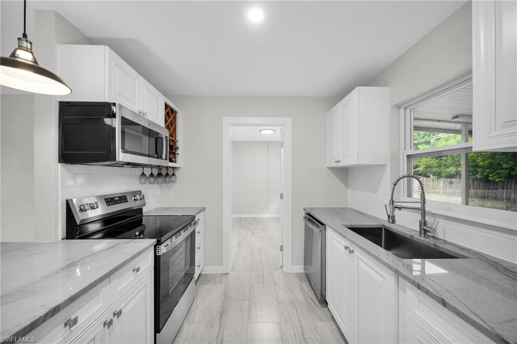 FORT MYERS SHORES - Residential