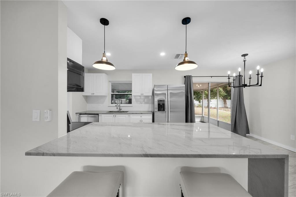 FORT MYERS SHORES - Residential