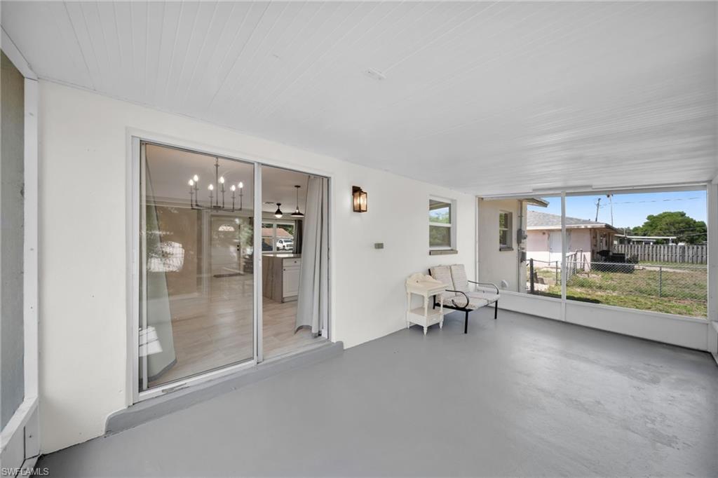 FORT MYERS SHORES - Residential