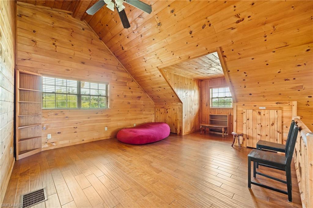 MONTURA - Residential