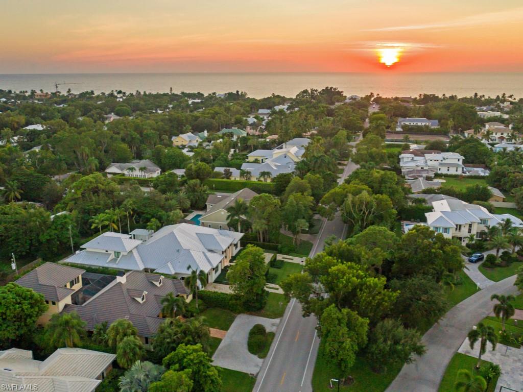 OLDE NAPLES - Residential