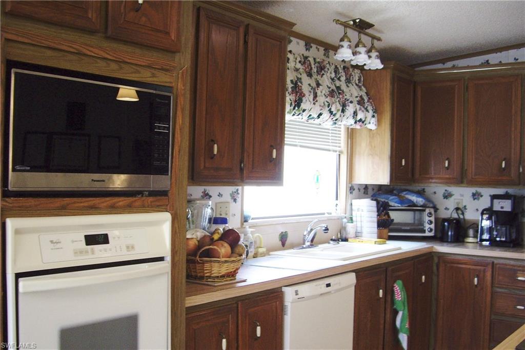 LAKE ARROWHEAD MOB VILLAGE - Residential