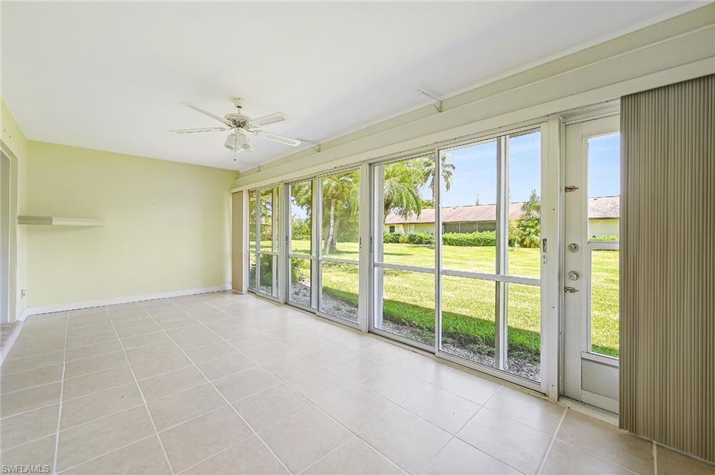 LAKEWOOD VILLAS - Residential