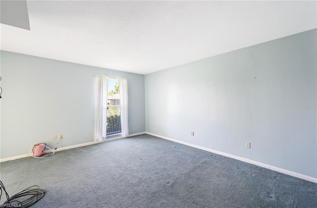 LAKEWOOD VILLAS - Residential