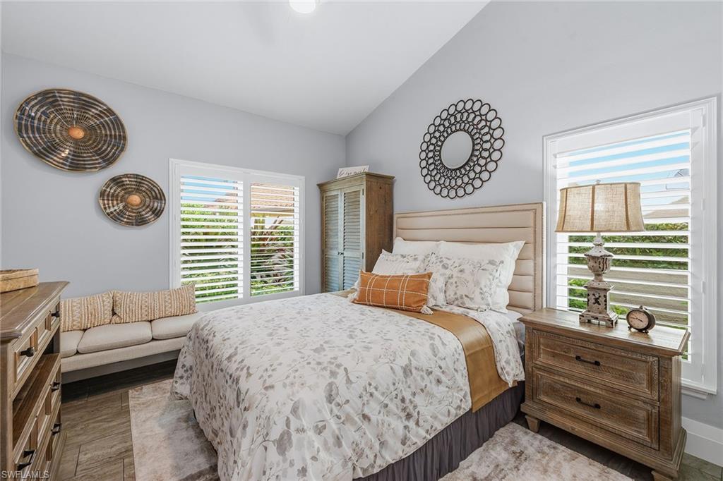 PORT OF THE ISLANDS - Residential