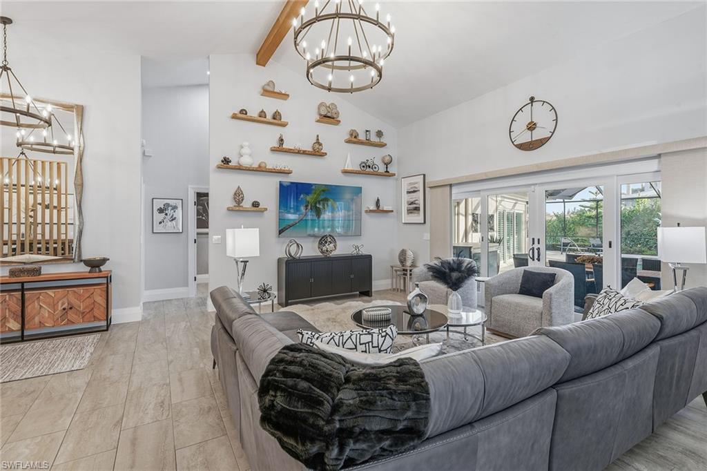 PORT OF THE ISLANDS - Residential