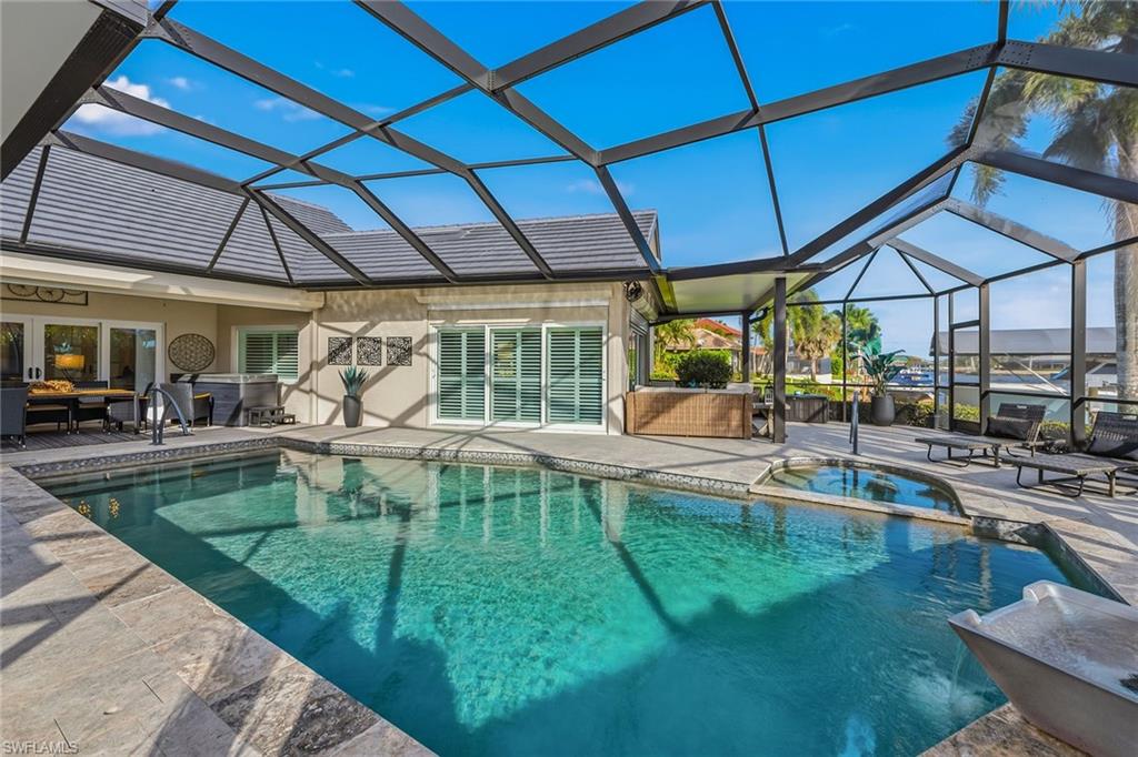 PORT OF THE ISLANDS - Residential