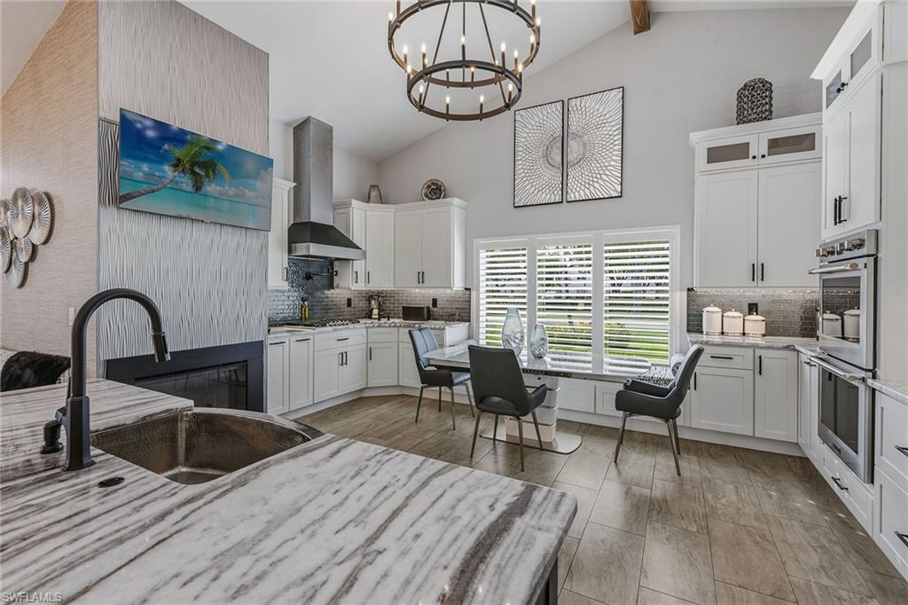 PORT OF THE ISLANDS - Residential