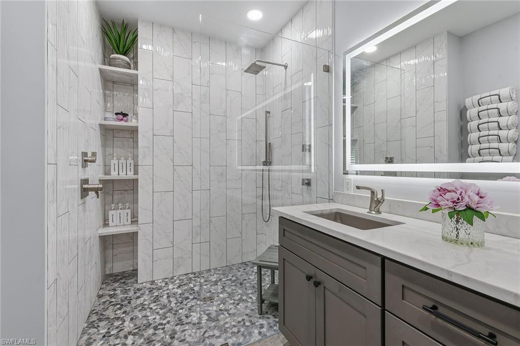 PORT OF THE ISLANDS - Residential