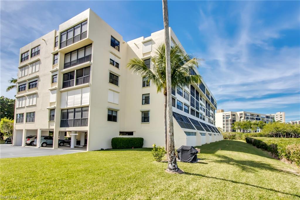 THE PALMS OF BAY BEACH - Residential