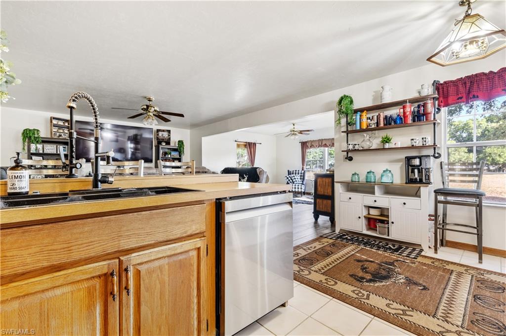 FORT DENAUD ACRES - Residential