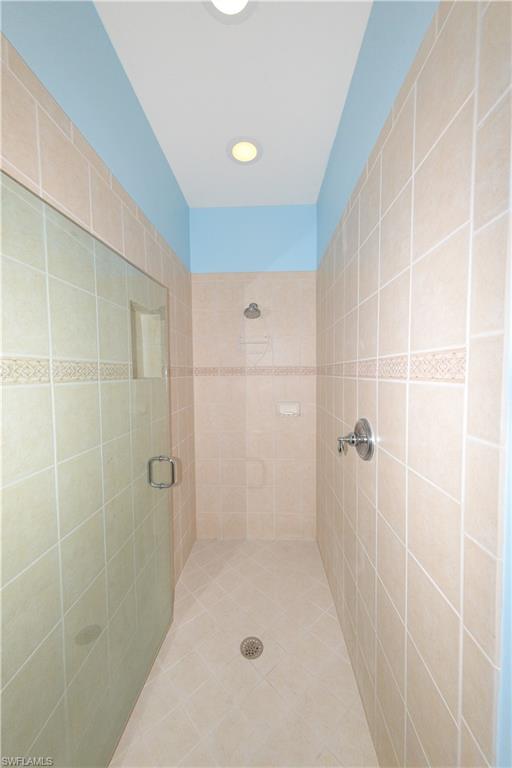 GRAYCLIFF - Residential