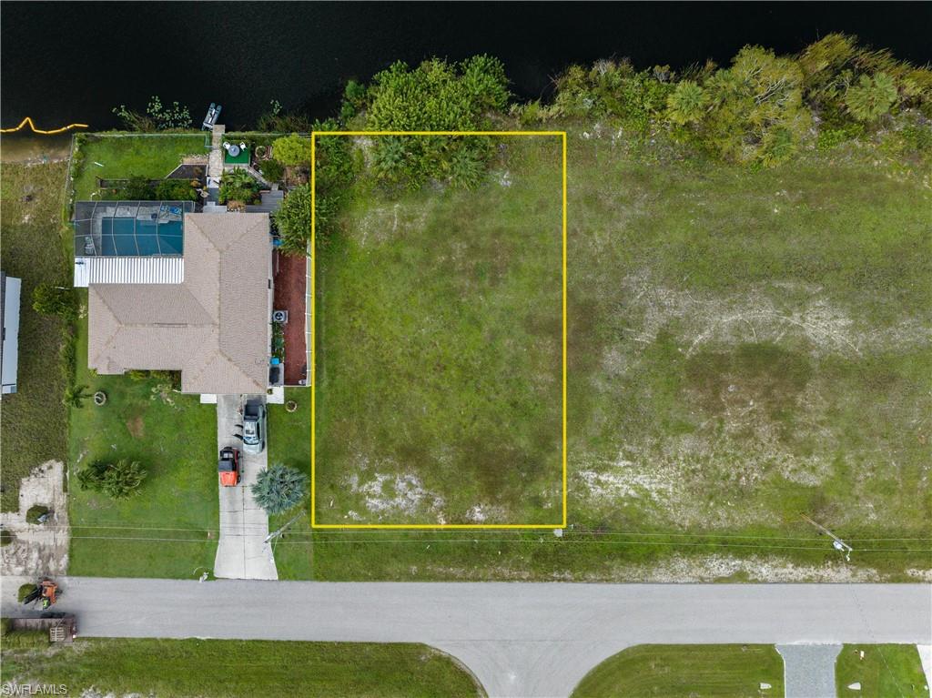 CAPE CORAL - Land