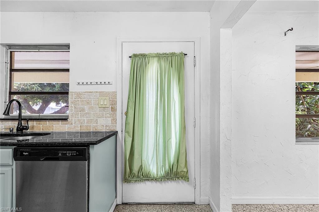 NORTH FORT MYERS - Residential