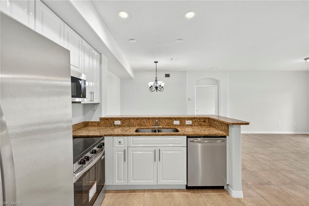 BELLA CASA - Residential Lease