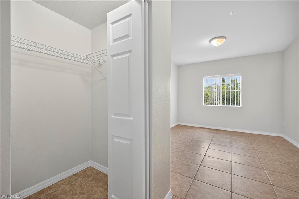 BELLA CASA - Residential Lease