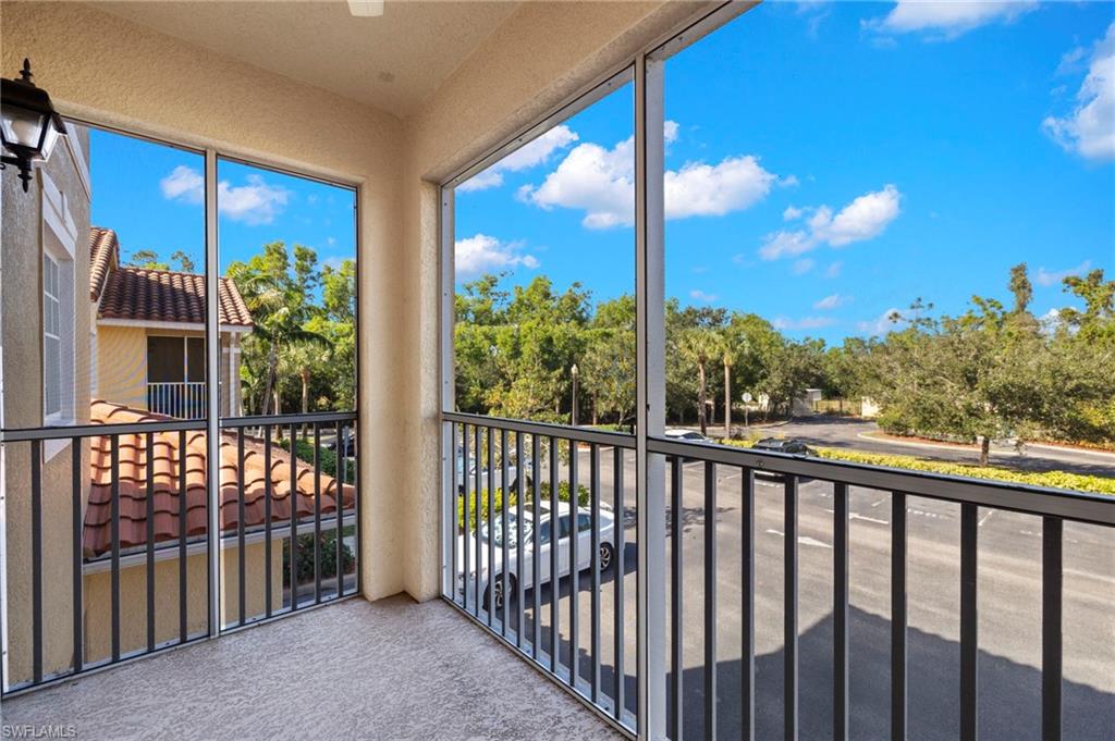 BELLA CASA - Residential Lease