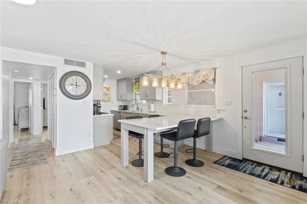 AMBASSADOR CLUB - Residential Lease