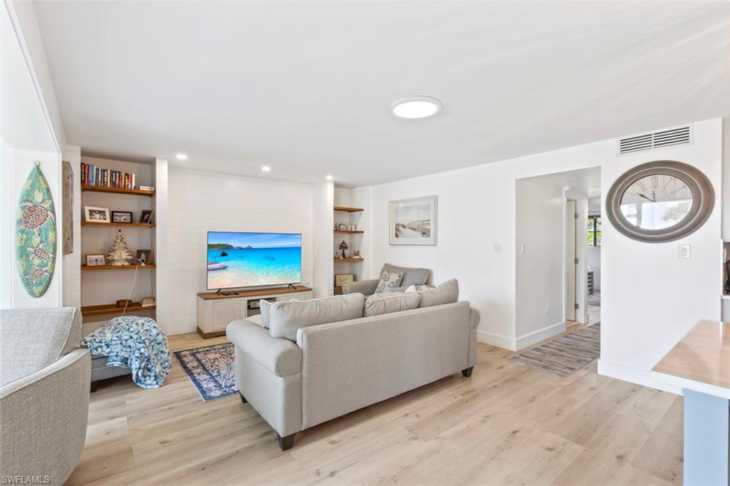 AMBASSADOR CLUB - Residential Lease