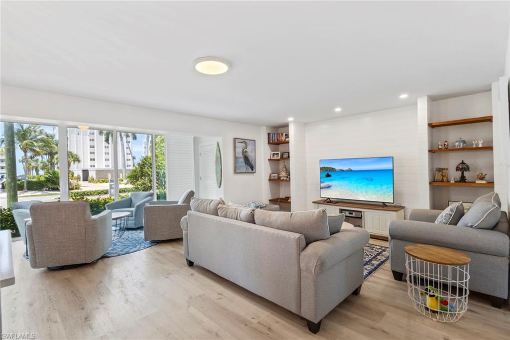 AMBASSADOR CLUB - Residential Lease