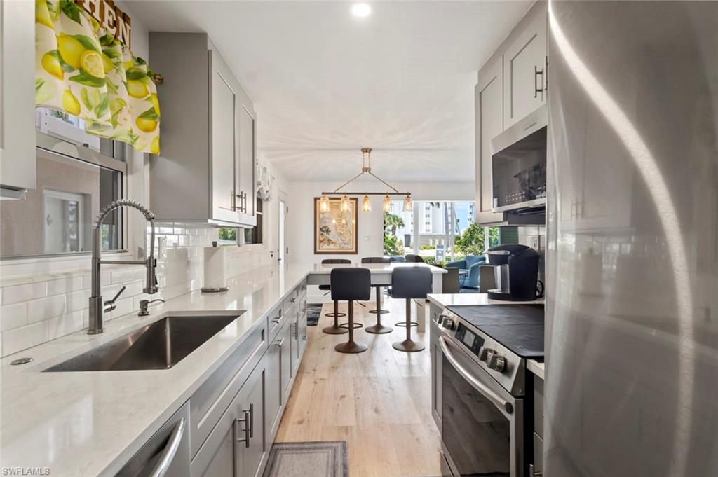 AMBASSADOR CLUB - Residential Lease