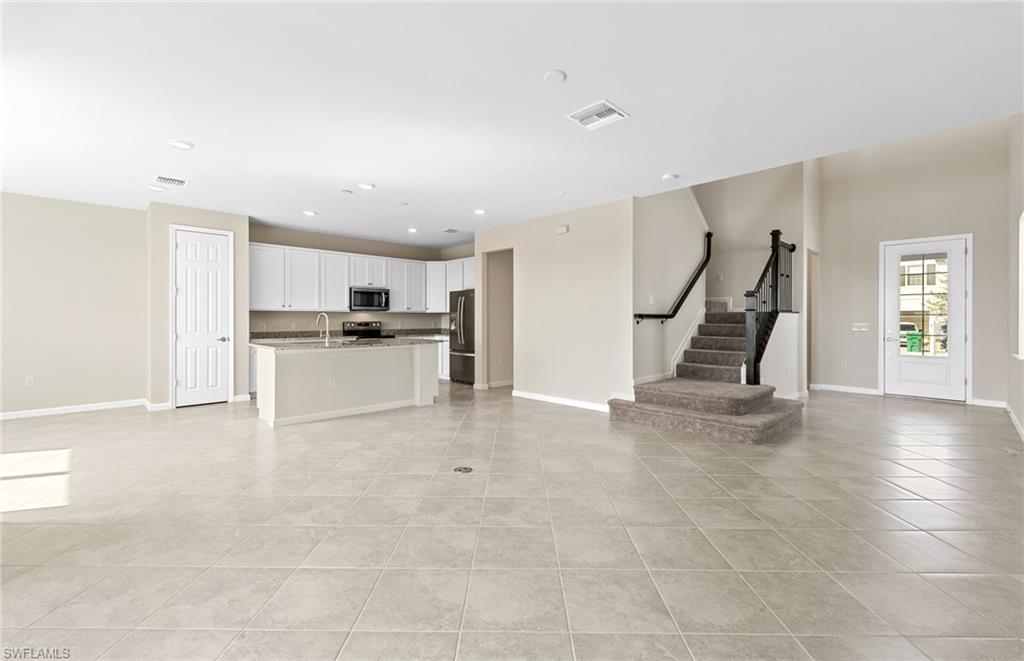 AVALON PARK - Residential