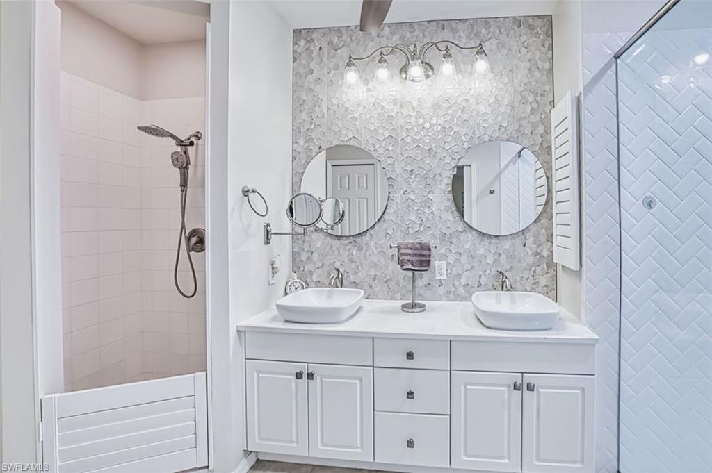 AVALON BAY - Residential