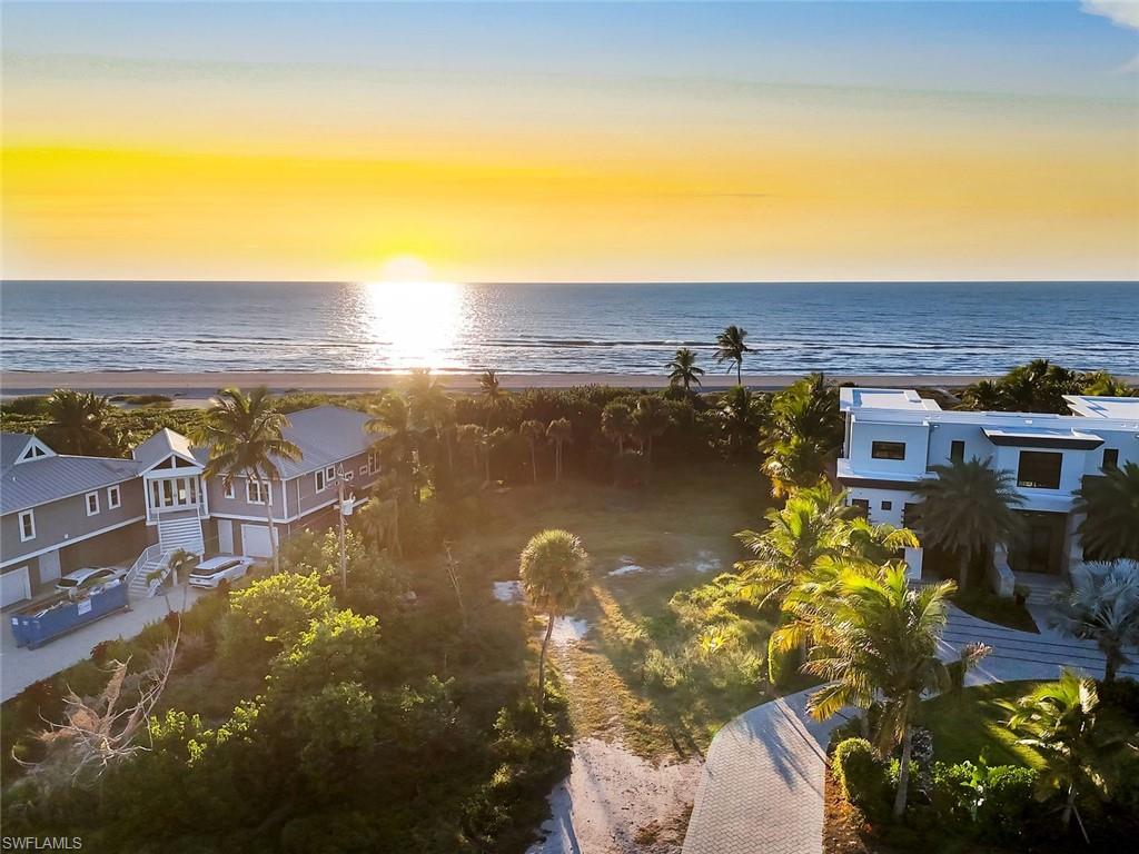 METES AND BOUNDS - Land