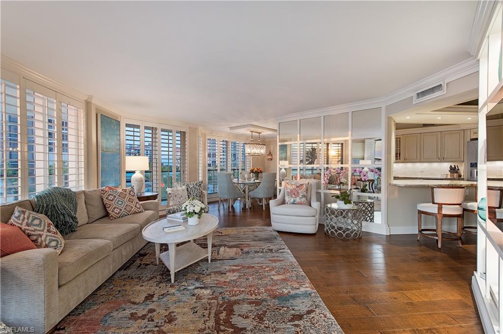 MERIDIAN CLUB - Residential