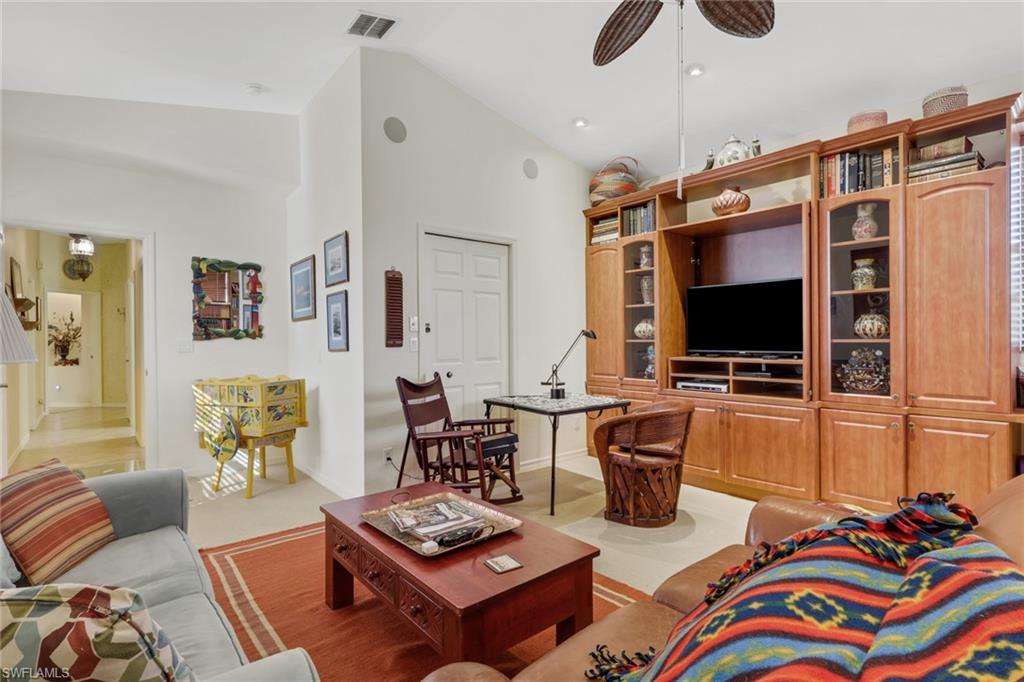 LIGHTHOUSE BAY - Residential