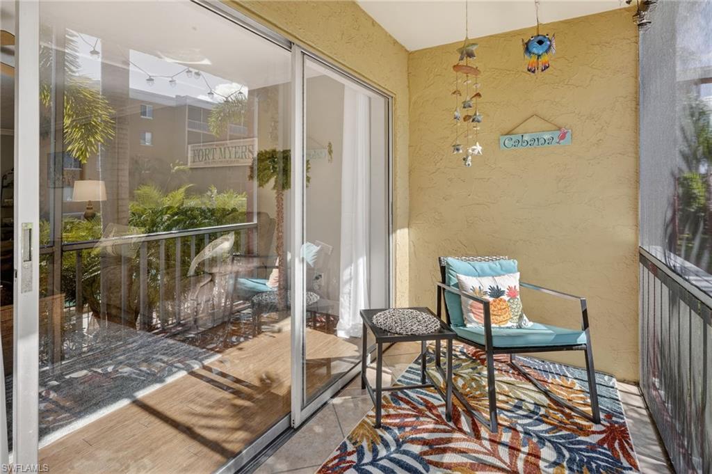 TOWERS CONDO - Residential