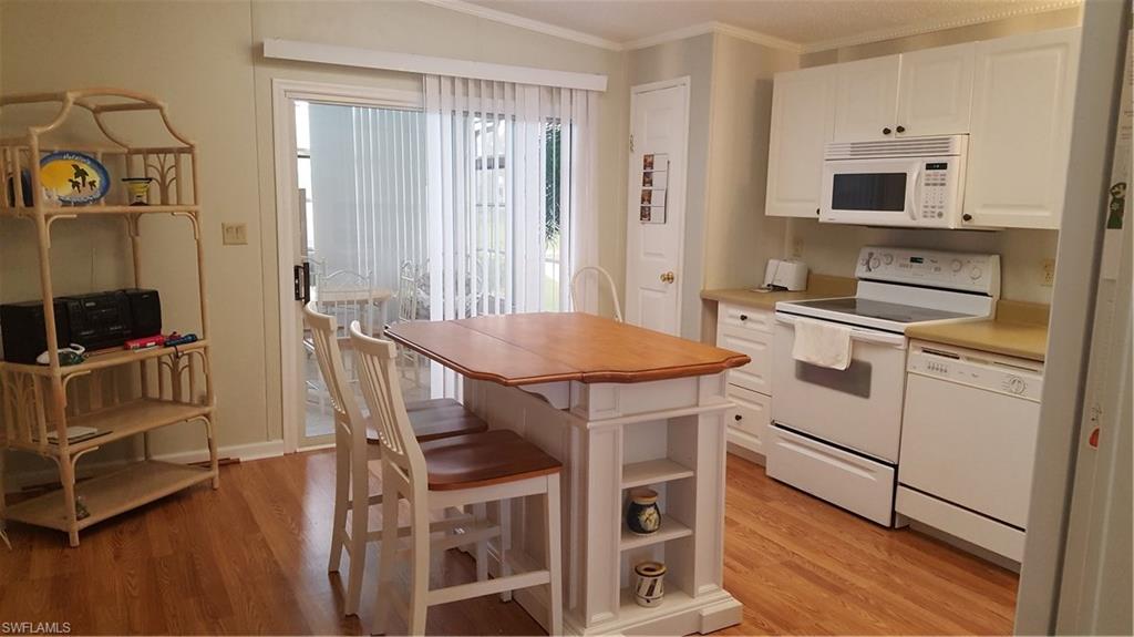 MARCO SHORES - Residential