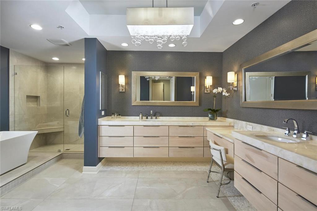 CASTELLA - Residential