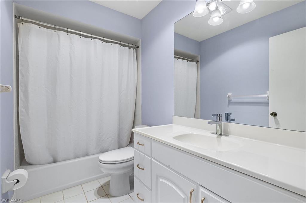 MYERLEE COUNTRY CLUB ESTATES NORTH CONDO - Residential