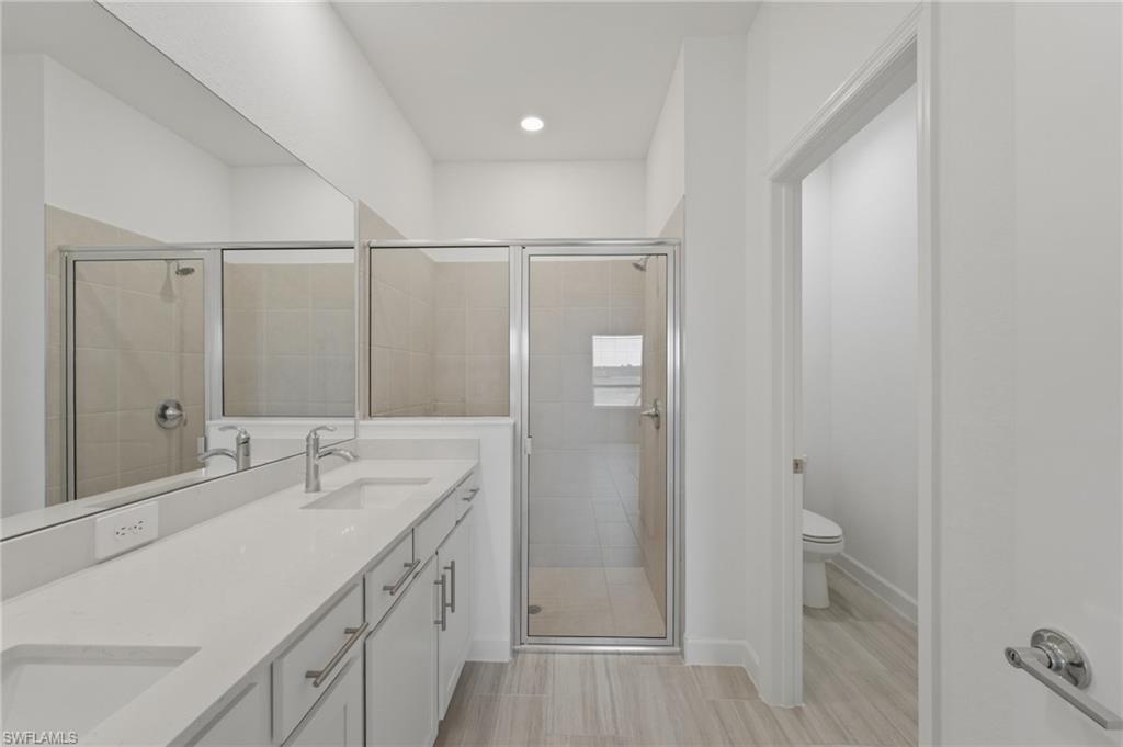 TUCKERS COVE - Residential