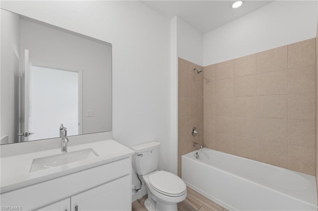 TUCKERS COVE - Residential